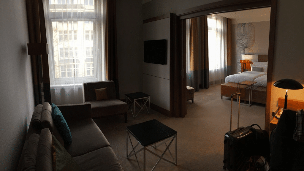 Reichshof Hamburg One Bedroom Suite