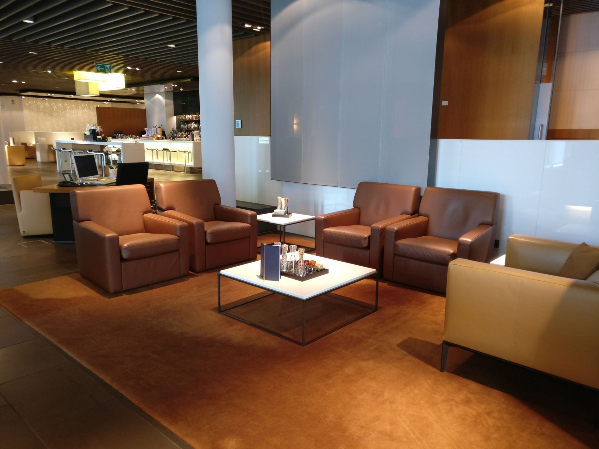 Lufthansa First Class Terminal Frankfurt Sitze