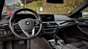 Sixt Mietwagen BMW 5er 520d Cockpit