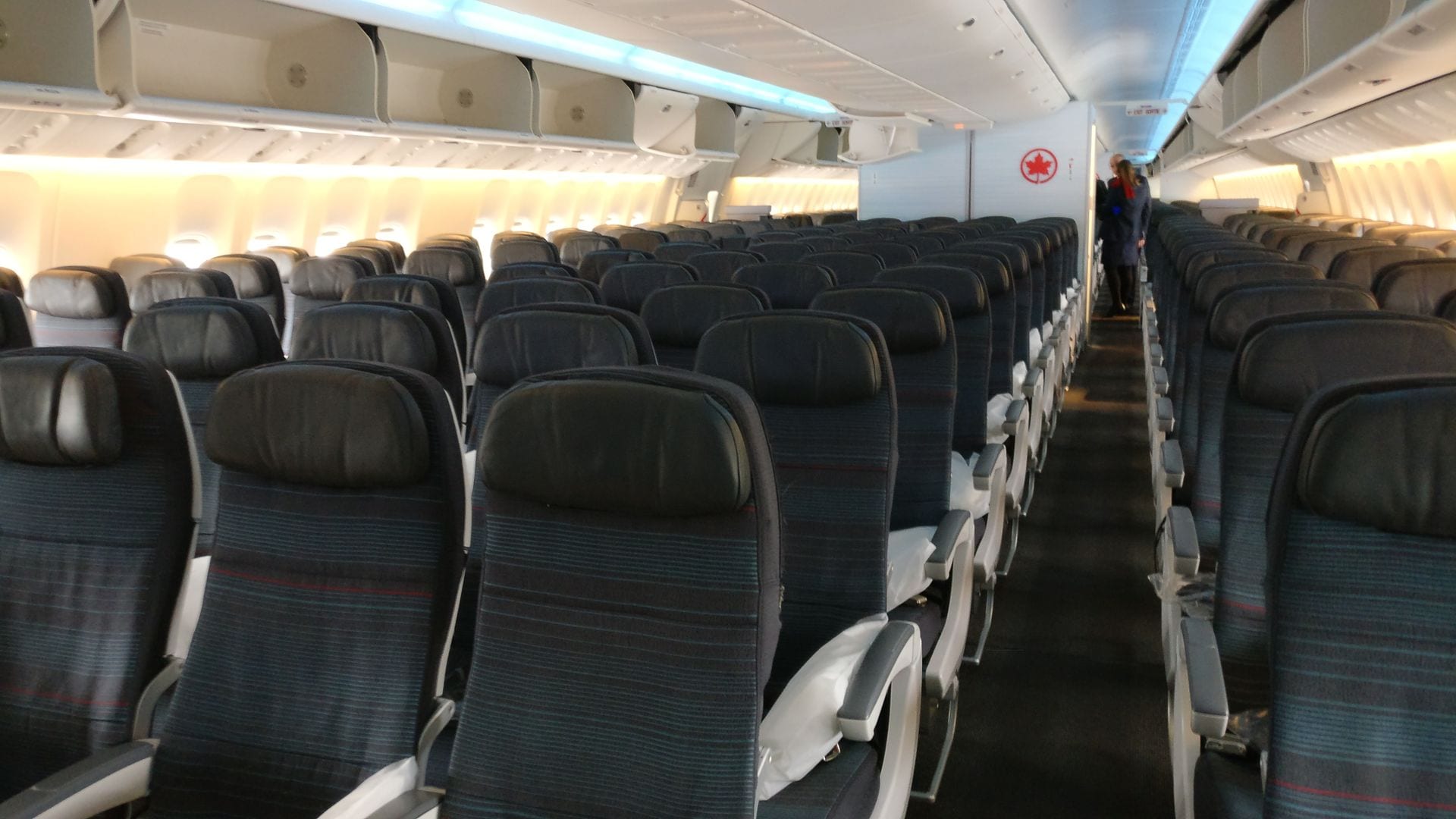 Air Canada Economy Class Boeing 777 300ER Seating 3