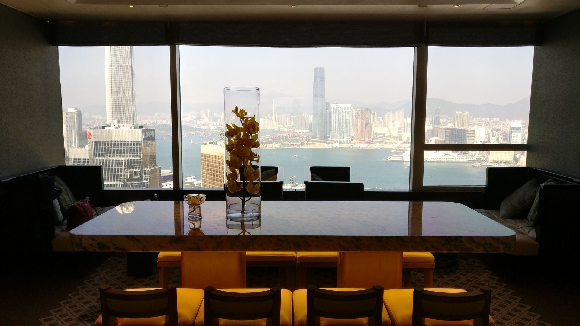 Conrad Hongkong Executive Lounge View