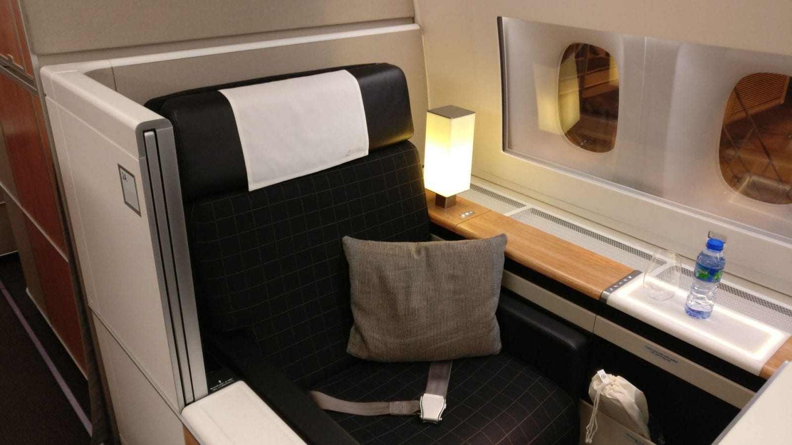 Review Swiss First Class 777 reisetopia.ch