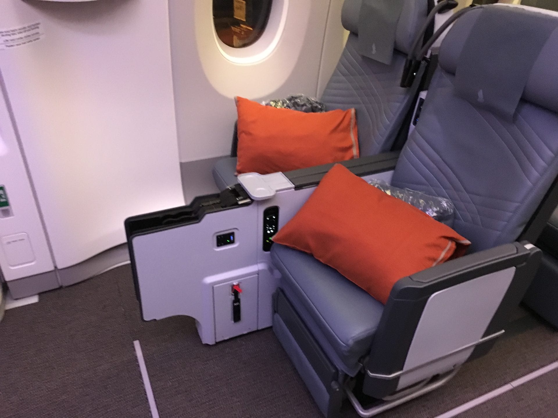 Singapore Airlines Premium Economy Class Ultralangstrecke Notausgang