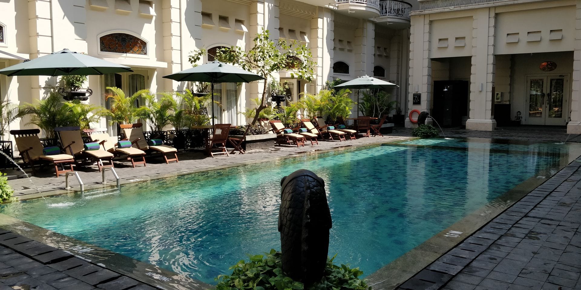 The Phoenix Hotel Yogyakarta Pool 2