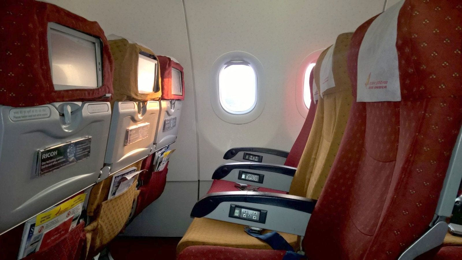 Review Air India Economy Class Kurz Und Mittelstrecke Reisetopiach 2018