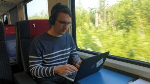 Alex SBB EuroCity Erste Klasse MacBook Kopfhörer Bose