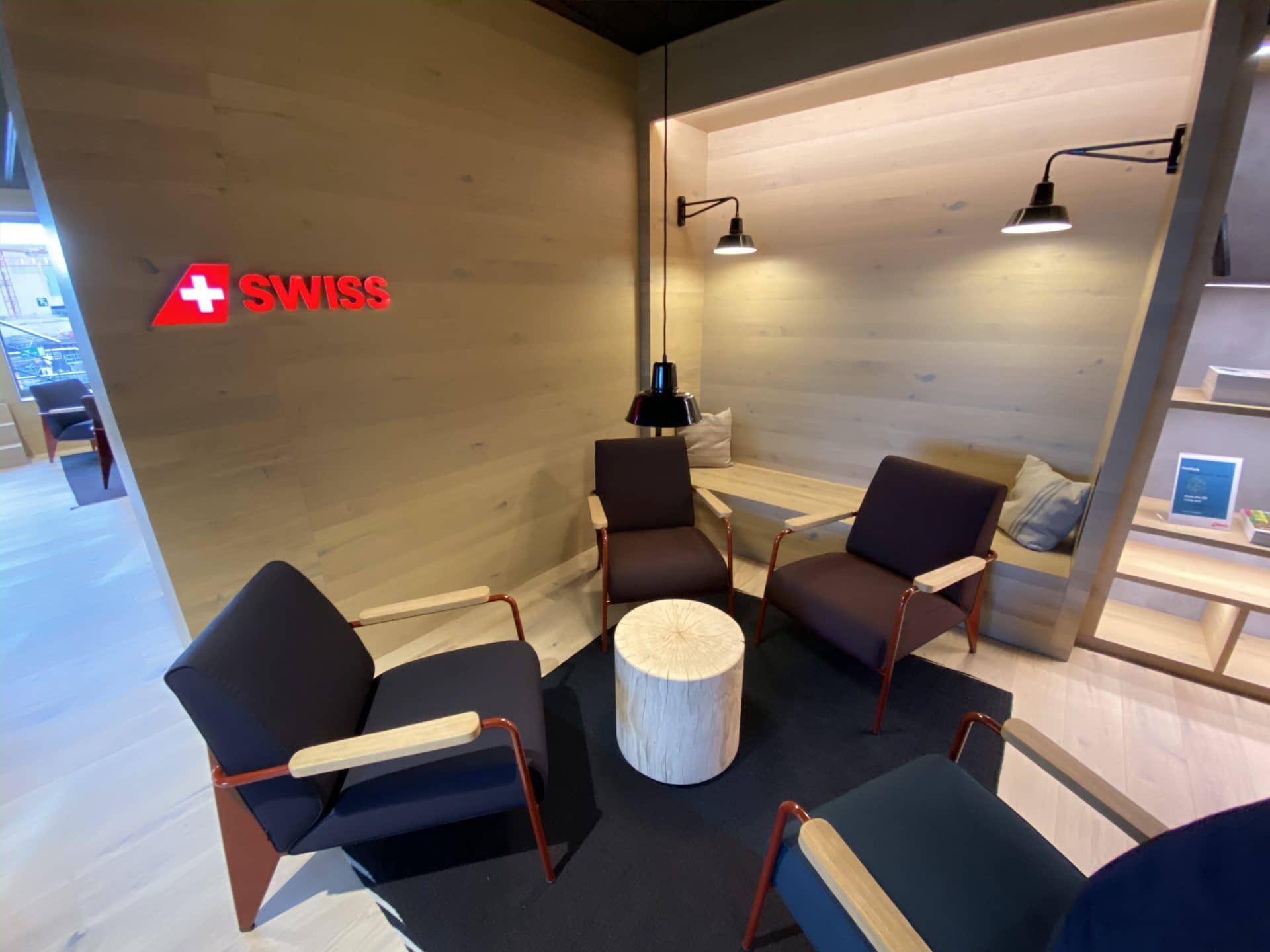 Swiss Alpine Lounge ZRH Zürich Schweiz 11