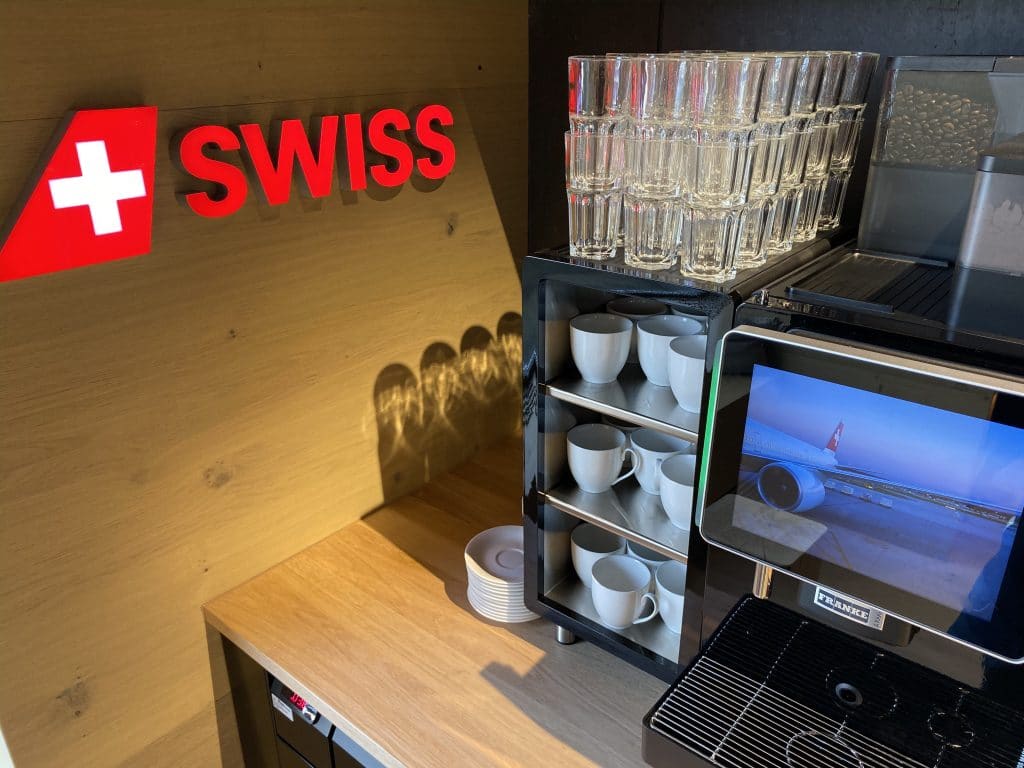 Swiss Alpine Lounge ZRH Zürich Schweiz 31