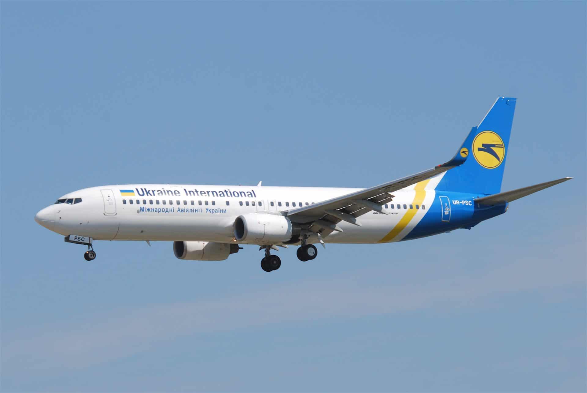 Ukraine International Airlines Boeing 737 2