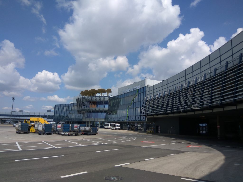 Flughafen Wien Park And Fly reisetopia.ch