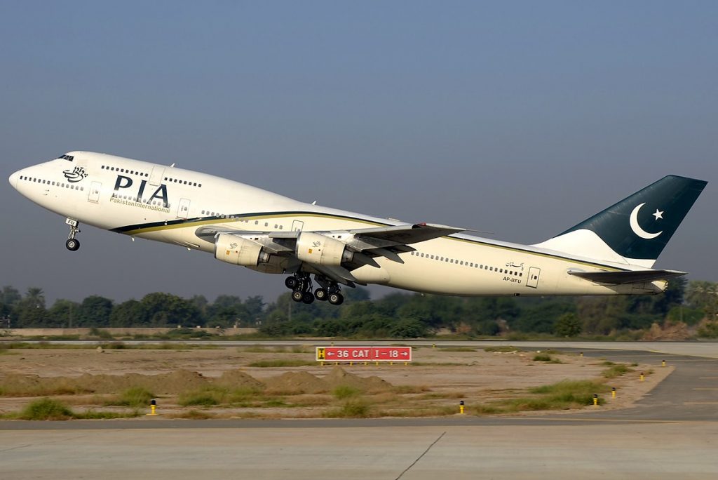 Pakistan International Airlines (PIA) Boeing 747-400