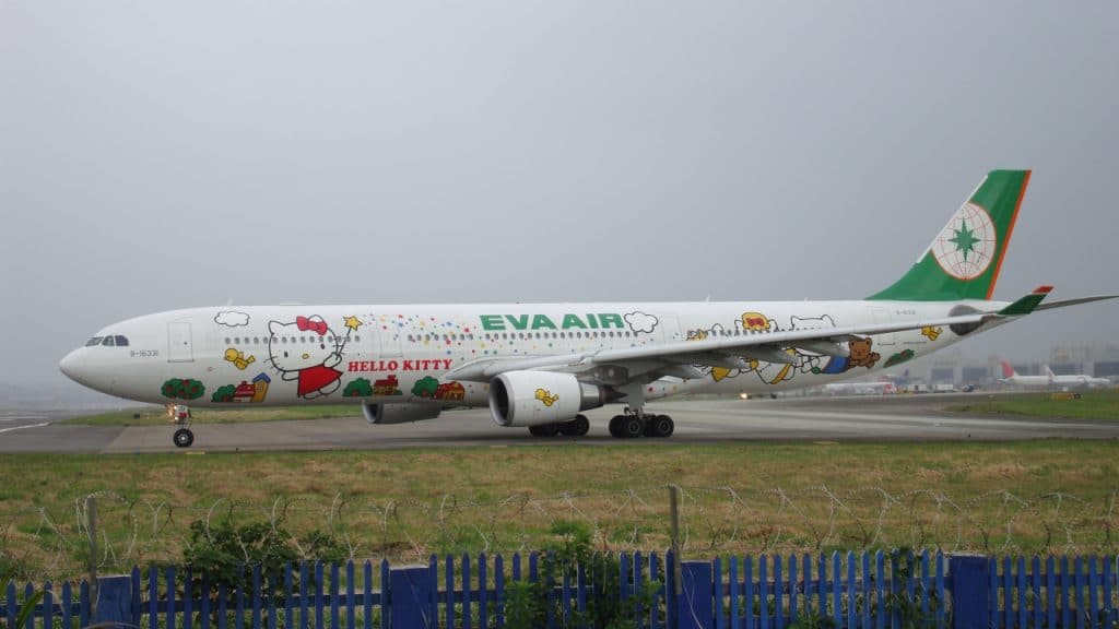 Eva Air Airbus A330-300 Hello Kitty