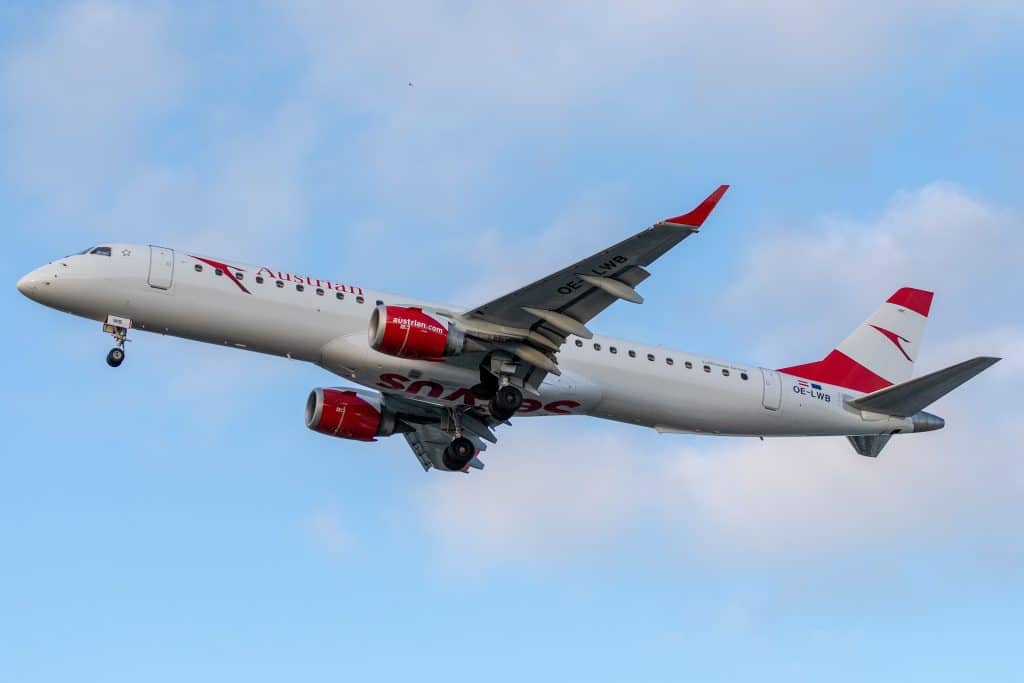 Austrian Airlines Embraer 1024x683