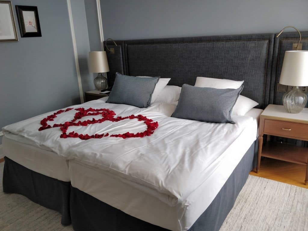 Victoria Jungfrau Grand Hotel Interlaken Deluxe Junior Suite 2 1024x768