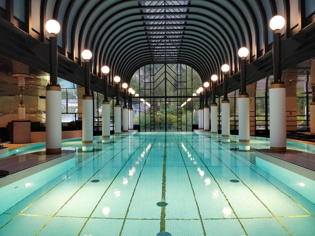 Victoria Jungfrau Grand Hotel Interlaken Pool 1024x768