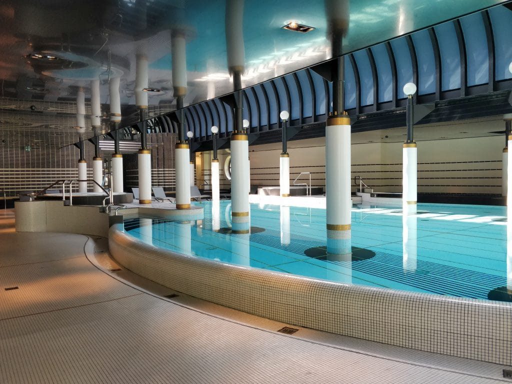 Victoria Jungfrau Grand Hotel Interlaken Pool 15 1024x768