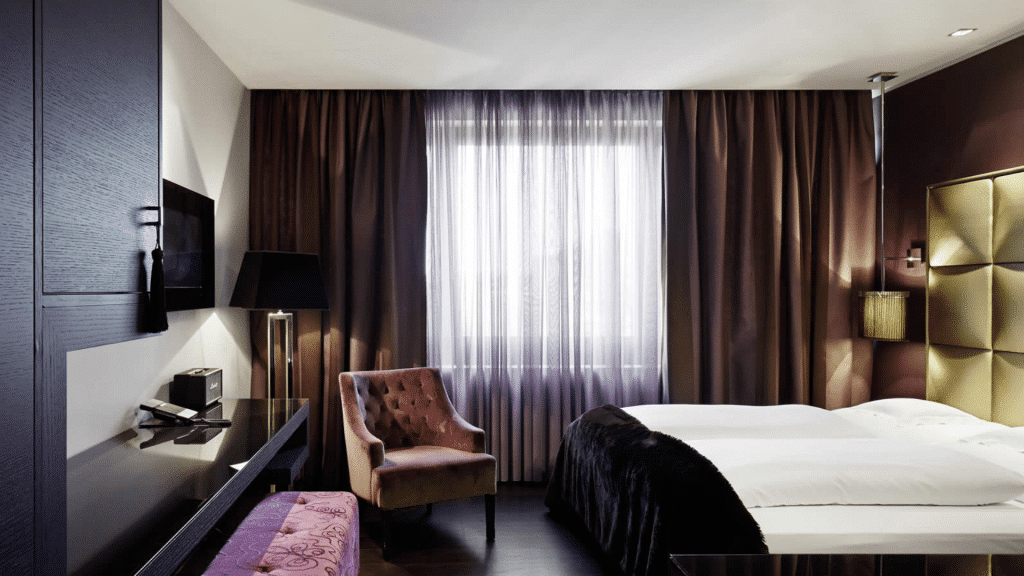 Roomers Frankfurt Suite