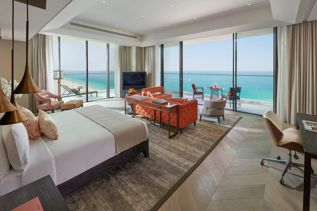 Dubai Suite Mandarin Sea Front Bedroom 1