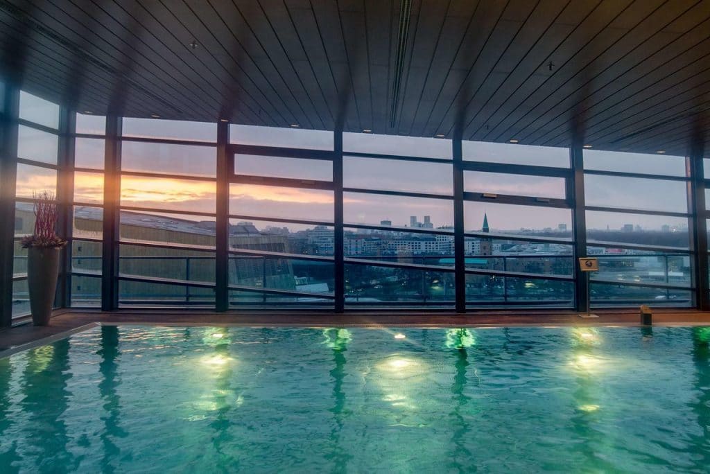 Wellnesshotel Grand Hyatt Berlin Pool 