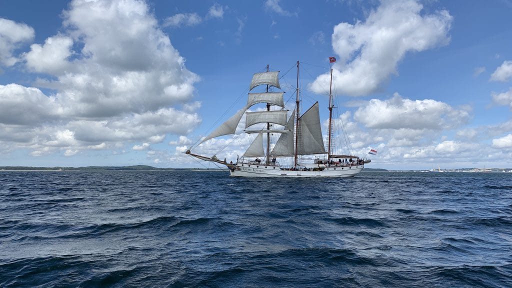 Loth Lorien Segelschiff Rügen 1024x576