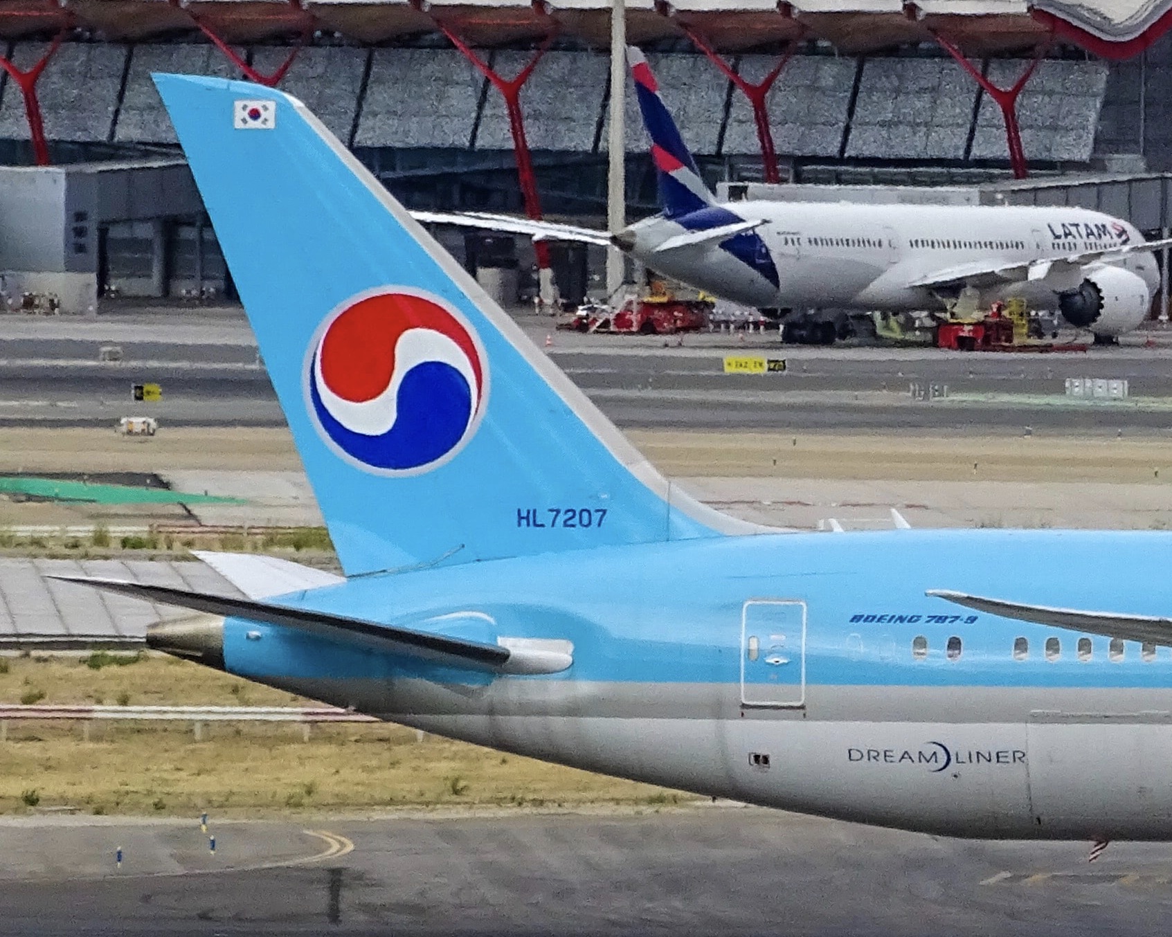 Korean Air (2)