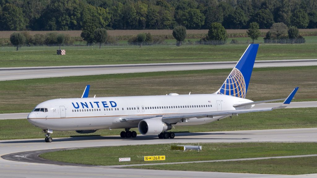 United Airlines 5249634 1920 Cropped