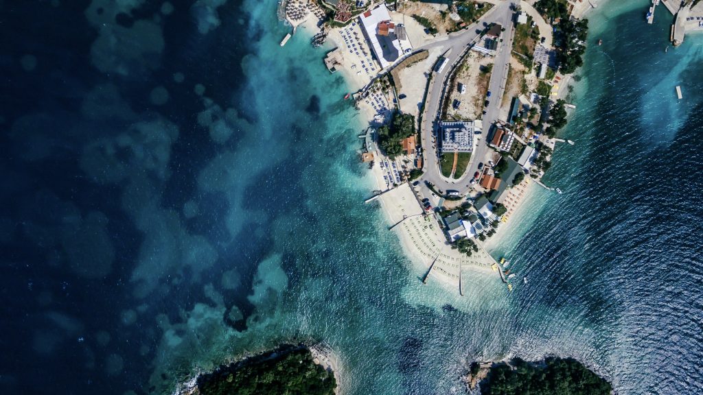 Ksamil 2