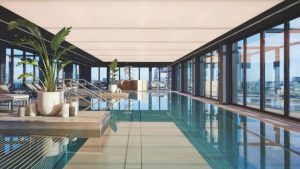 Andaz München Pool 1024x576