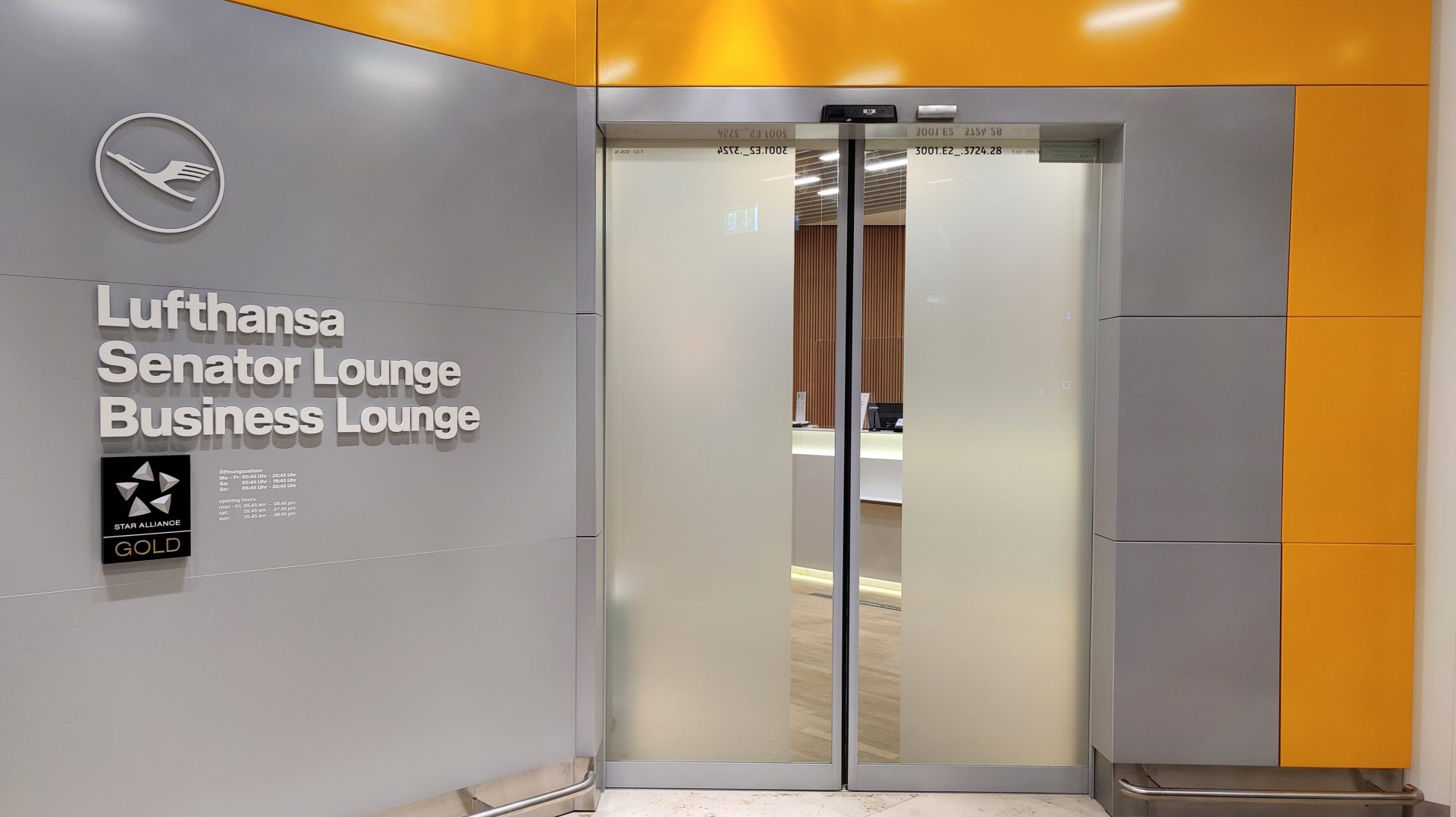 Lufthansa Lounge Berlin Eingang