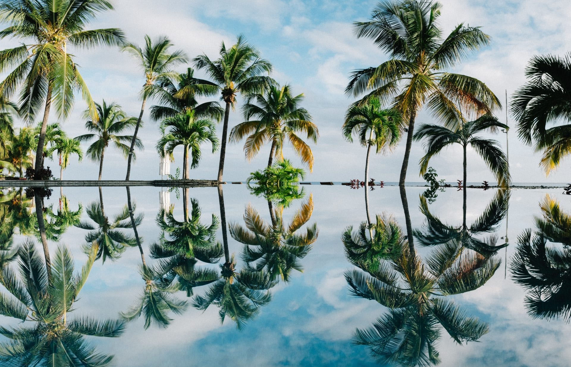 Mauritius, Pool