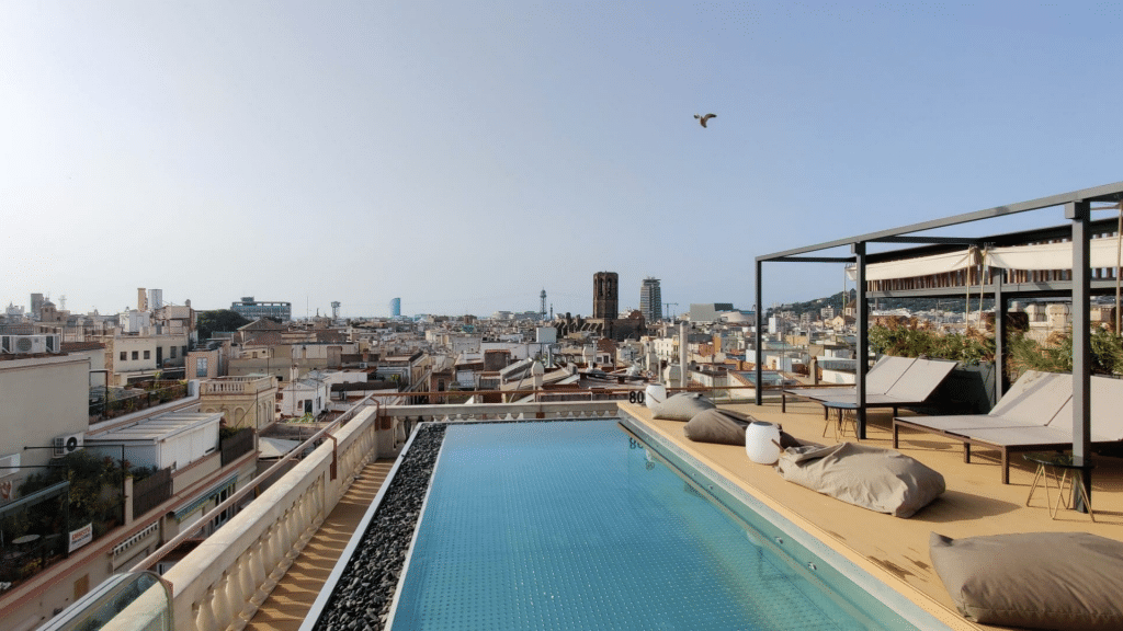 Kimpton Vividora Barcelona Pool 1024x576