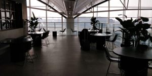 Cathay Pacific The Deck Lounge Hongkong Terrasse