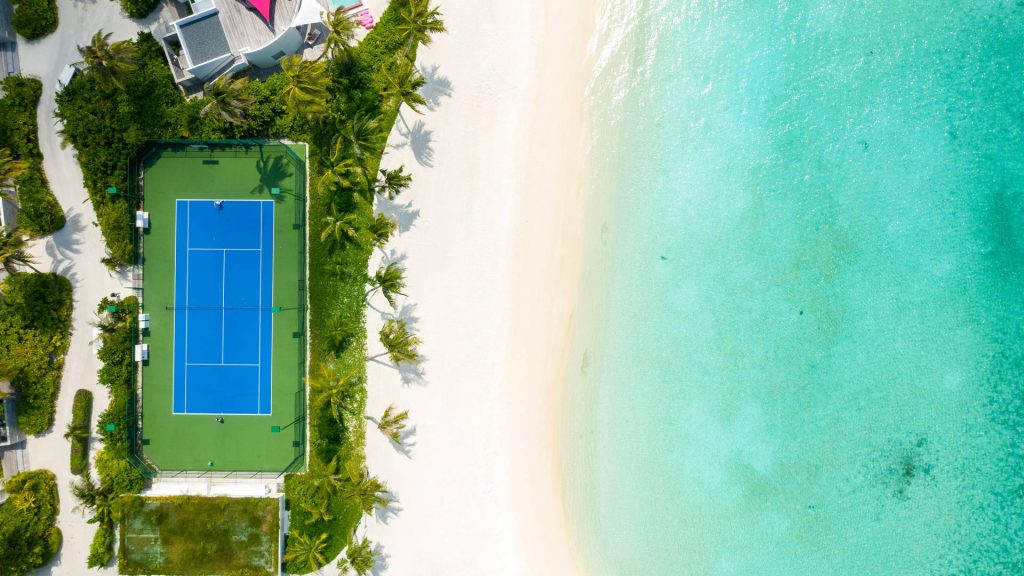 Jumeirah Maldives Olhahali Island Tennisplatz