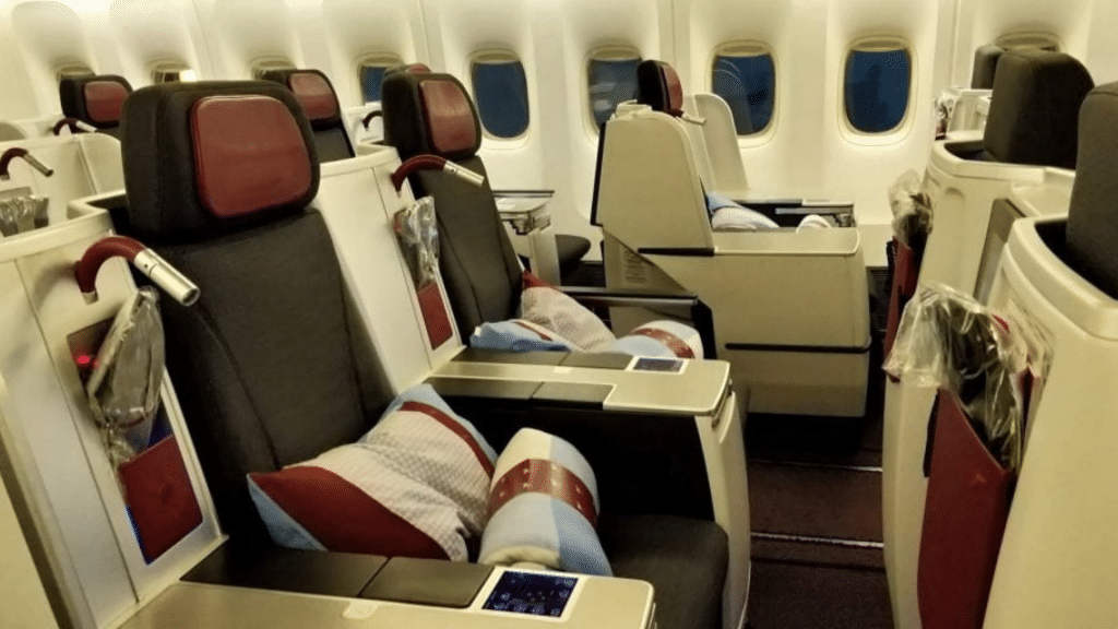 Austrian Airlines Business Class Boeing 777 Sitzplaetze Mitte