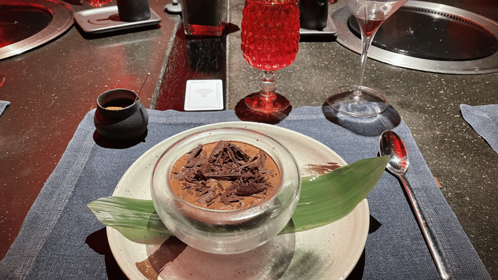 Schokomousse als Dessert im Kushi 