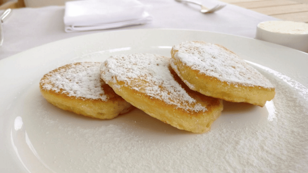 The Dolder Grand Zuerich Fruehstueck Pancakes
