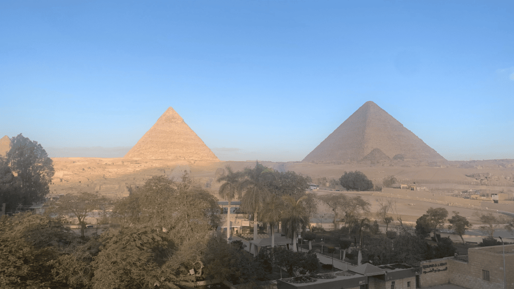 Blick Auf Pyramiden