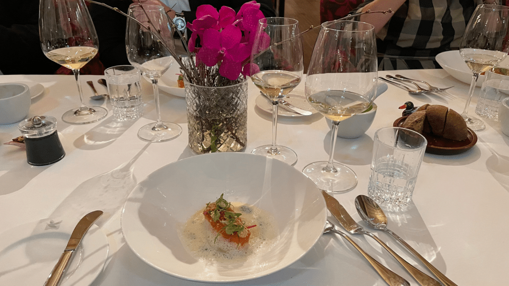 Grand Tirolia Kitzbuehel Pop Up Restaurant Ente Menue Fisch