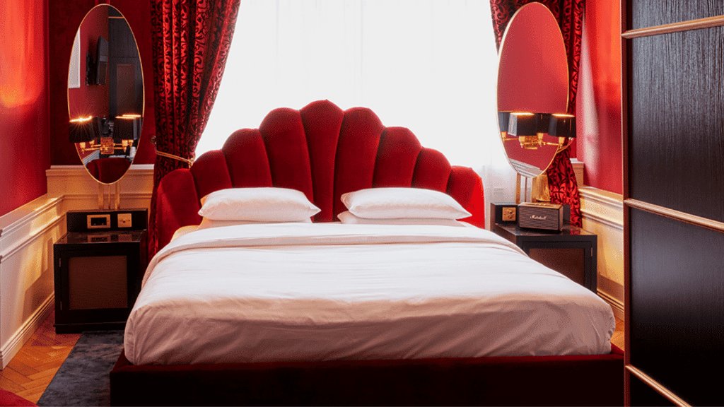 Provocateur Berlin Hotel Zimmer