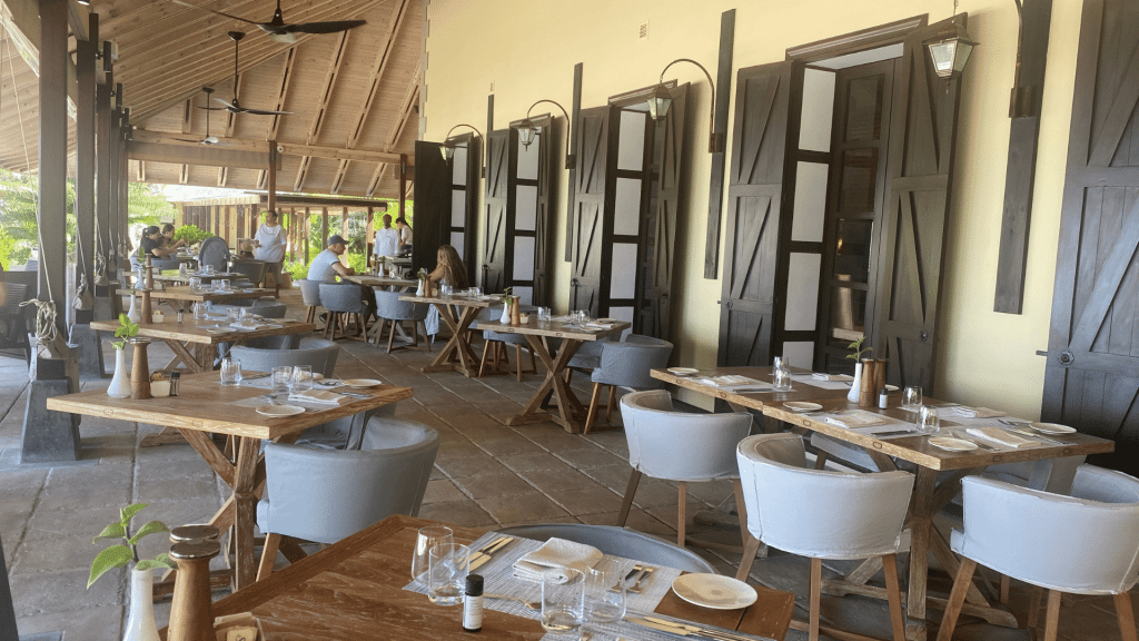 Four Seasons Resort Seychelles At Desroches Island Restaurant
