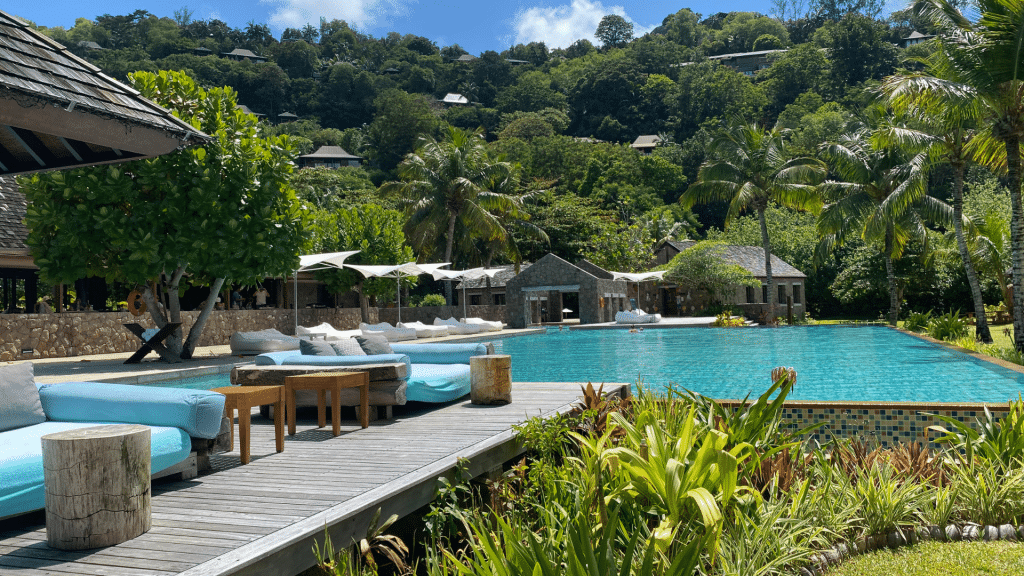 Four Seasons Seychelles Pool 2