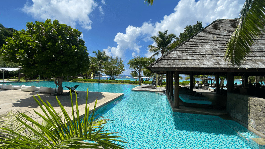 Four Seasons Seychelles Pool 7