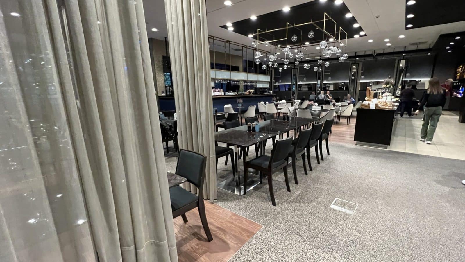 Review Hilton Garden Inn Krakau Airport reisetopia.ch Hotels