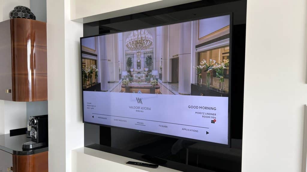 Waldorf Astoria Beverly Hills Zimmer Fernseher