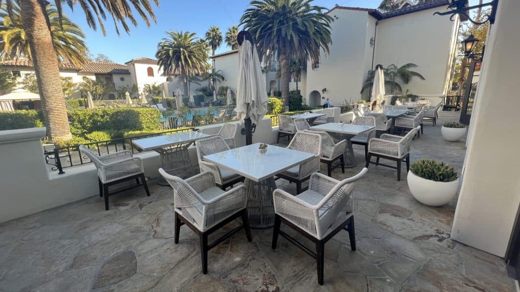 The Ritz Carlton Bacara Santa Barbara Club Lounge Terrasse