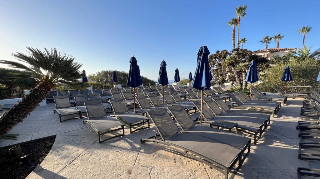 The Ritz Carlton Bacara Santa Barbara Pool Liegen