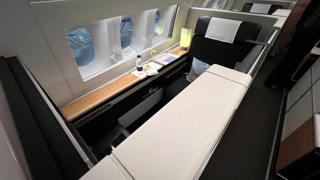Swiss First Class Boeing 777 Suite