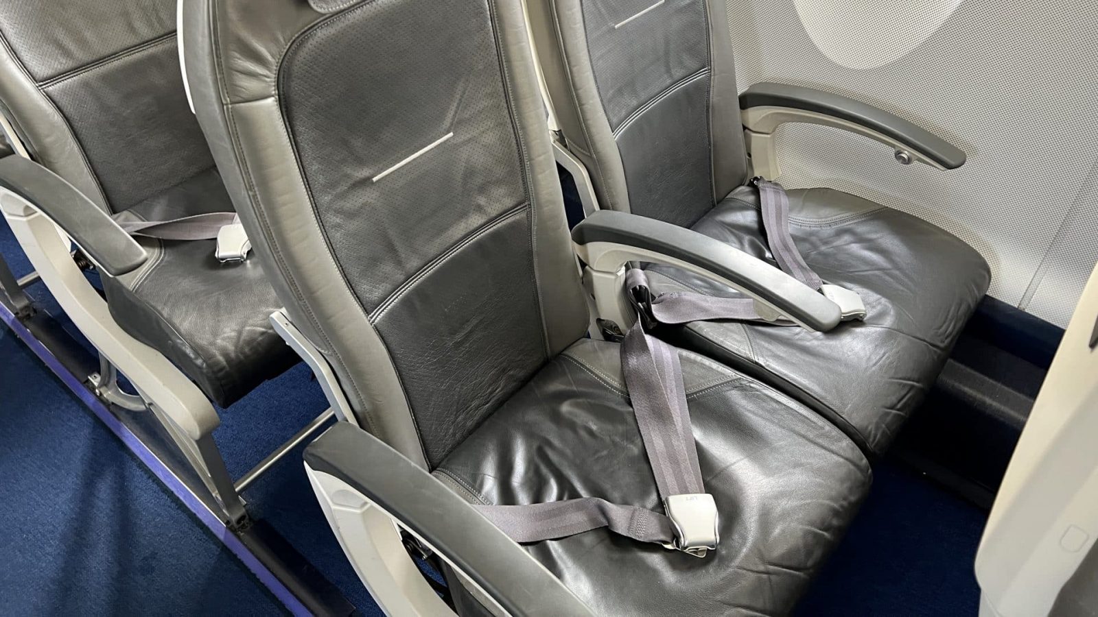 Review Lufthansa Cityline Crj Business Class Reisetopia Ch