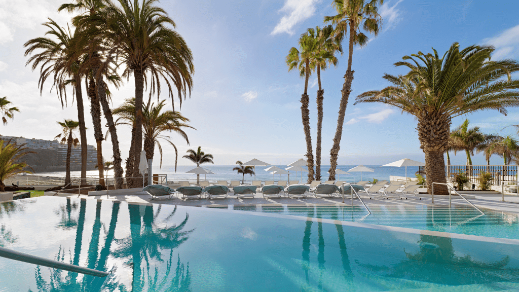 Pool eines Paradisus Resorts auf Gran Canaria