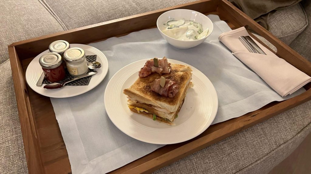 AlpenGold Davos Room Service